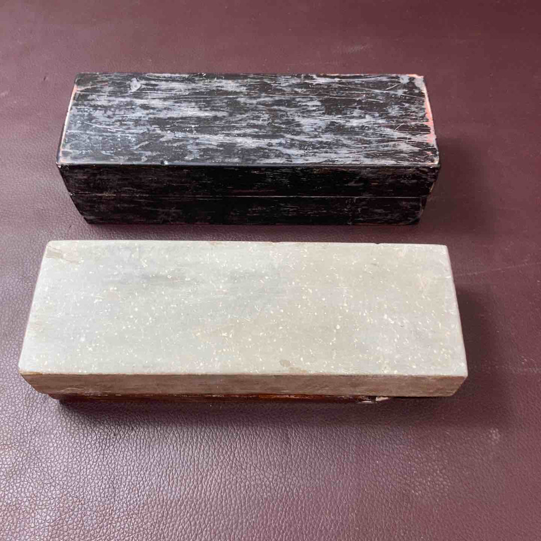 【中古品】 天然砥石 上野御蔵砥石 2個まとめセット 総重量約3.5Kg 鑿・鉋・大工道具 天然 砥石 【東大和店】