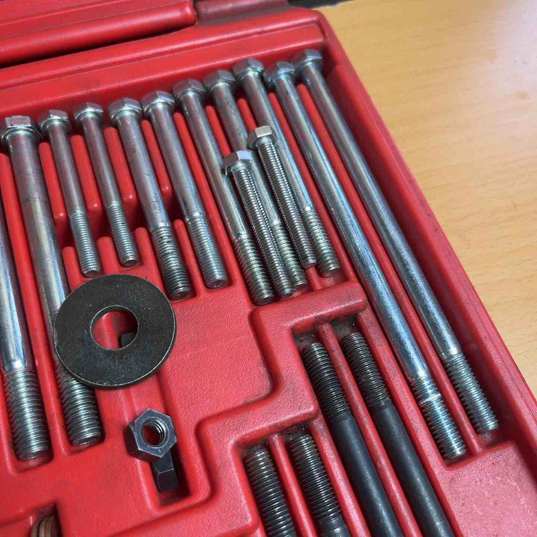 現状品スナップオン  Snap-on ボルトグリッププーラーセット 【並行輸入】 CJ2001P 部品欠品有 【越谷店】