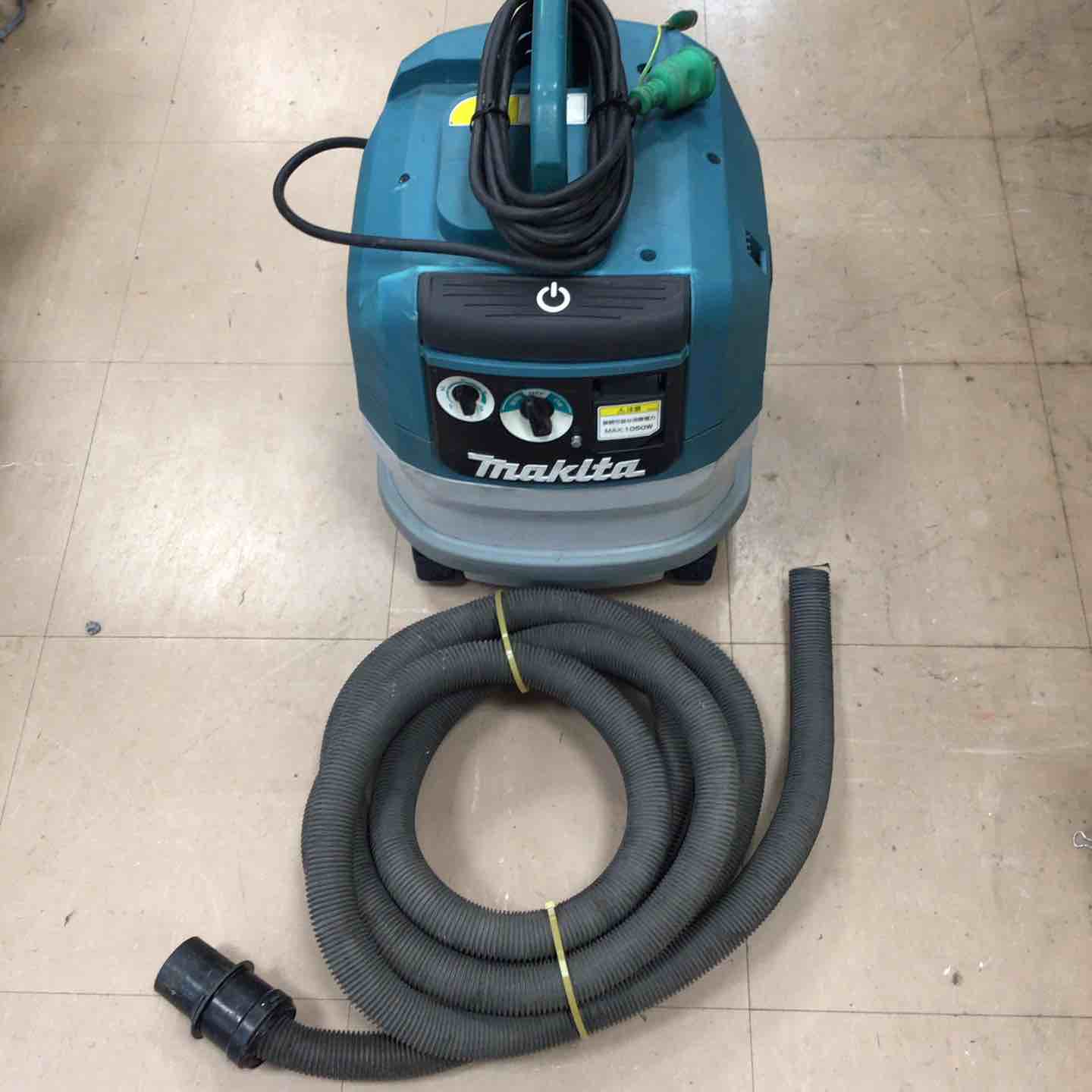 マキタ VC0830 集じん機 コード式【市川行徳店】【店頭取引限定