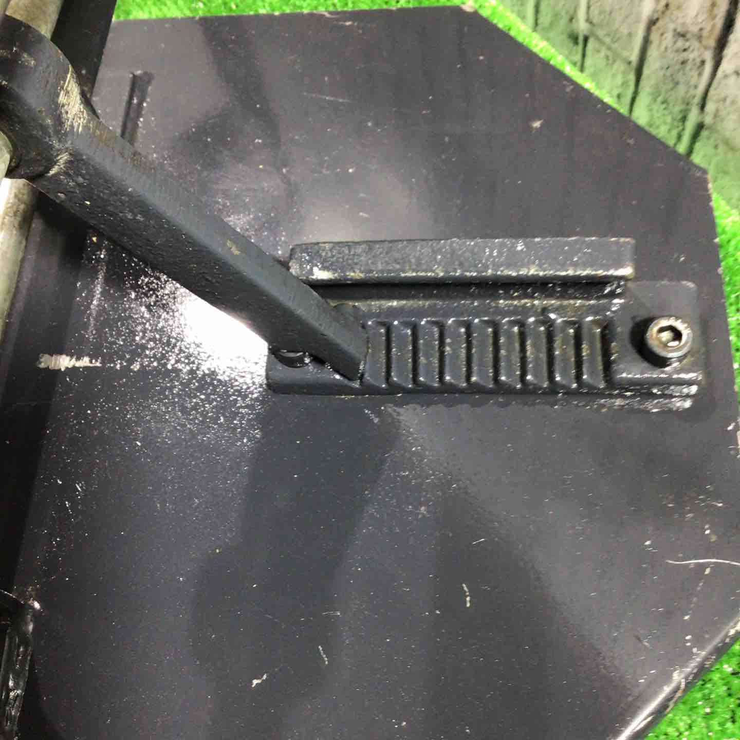 アサダ BS620 パイプ受台(バンドソー32F以外用) バンドソーパイプ受台｜製品情報｜アサダ株式会社