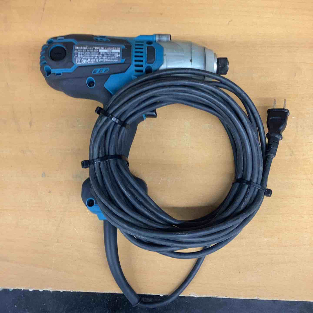 ☆マキタ(makita) インパクトドライバ TD0220【越谷店】