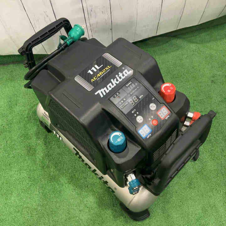 マキタ(Makita) エアコンプレッサ(黒) (50/60Hz) AC462XLB 動作確認済【川口店】