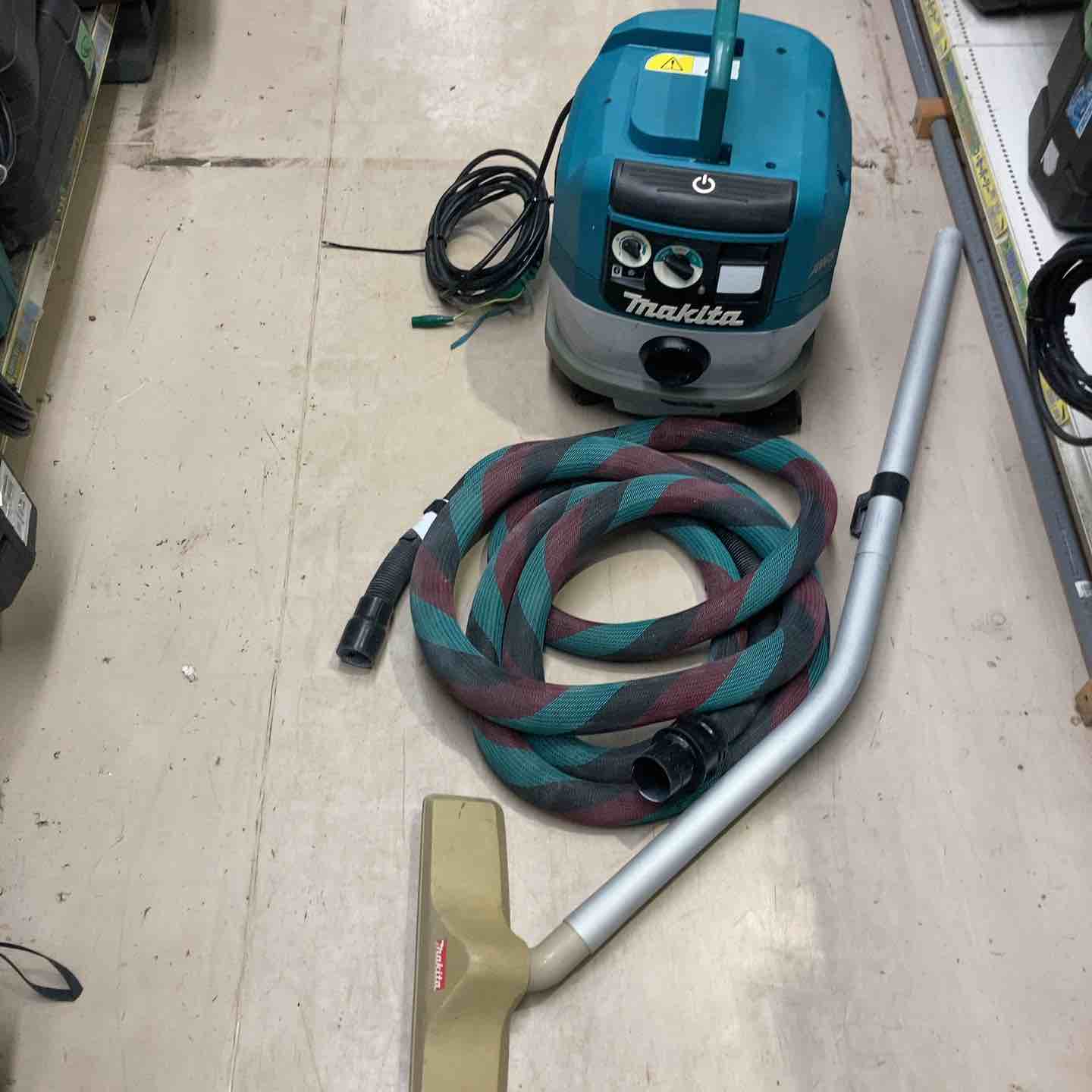 ☆マキタ(makita) 集じん機 乾式 VC0840【町田店】 – アクト ☆マキタ(makita) 集じん機 乾式 VC0840【町田店】 – アクト