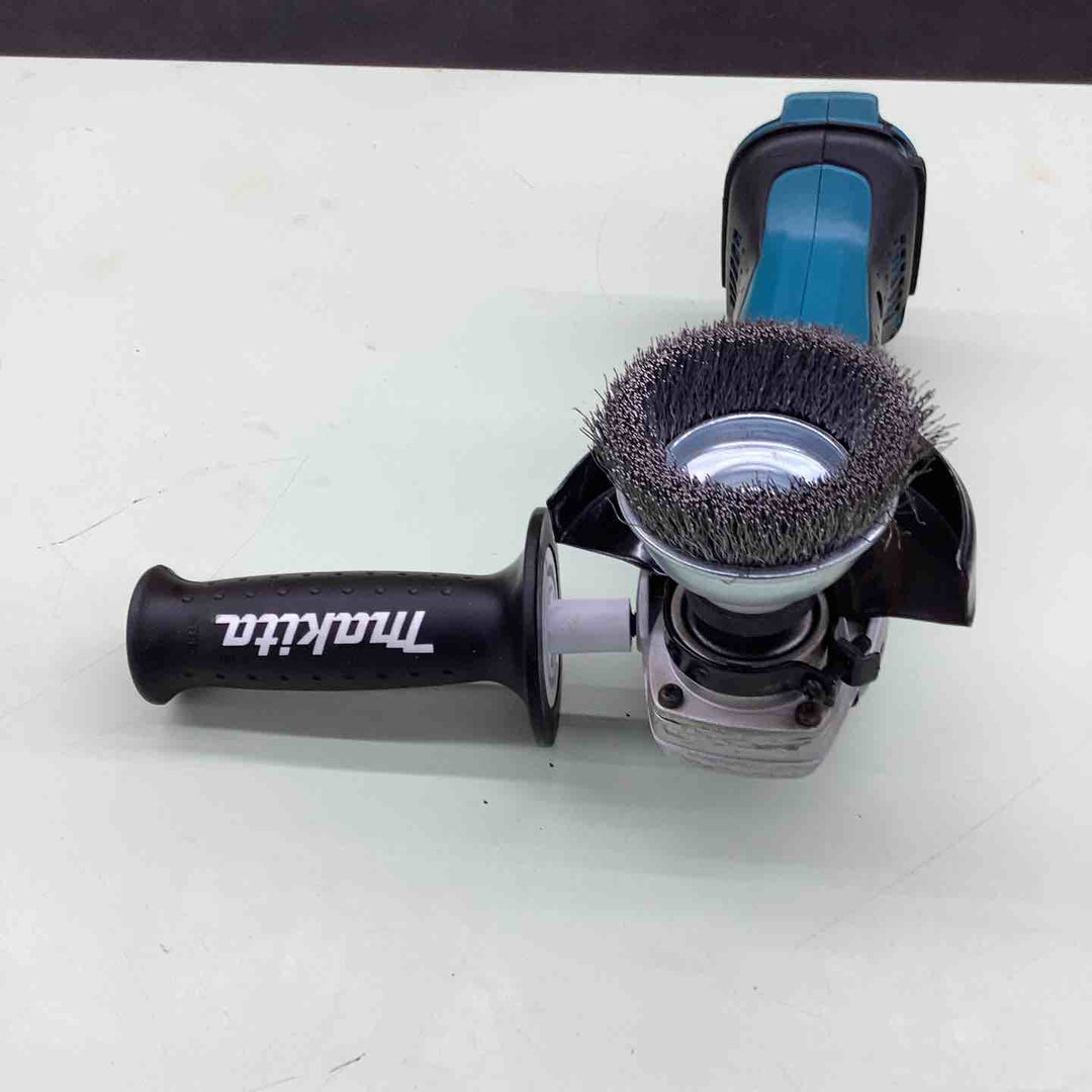 ☆マキタ(makita) コードレスディスクグラインダ GA402DZ【越谷店】