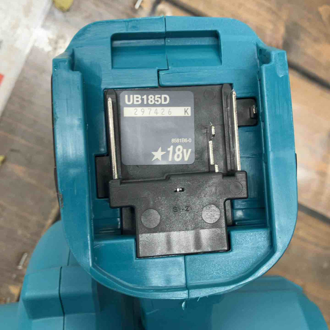★マキタ(makita) コードレスブロワ UB185DZ【戸田店】