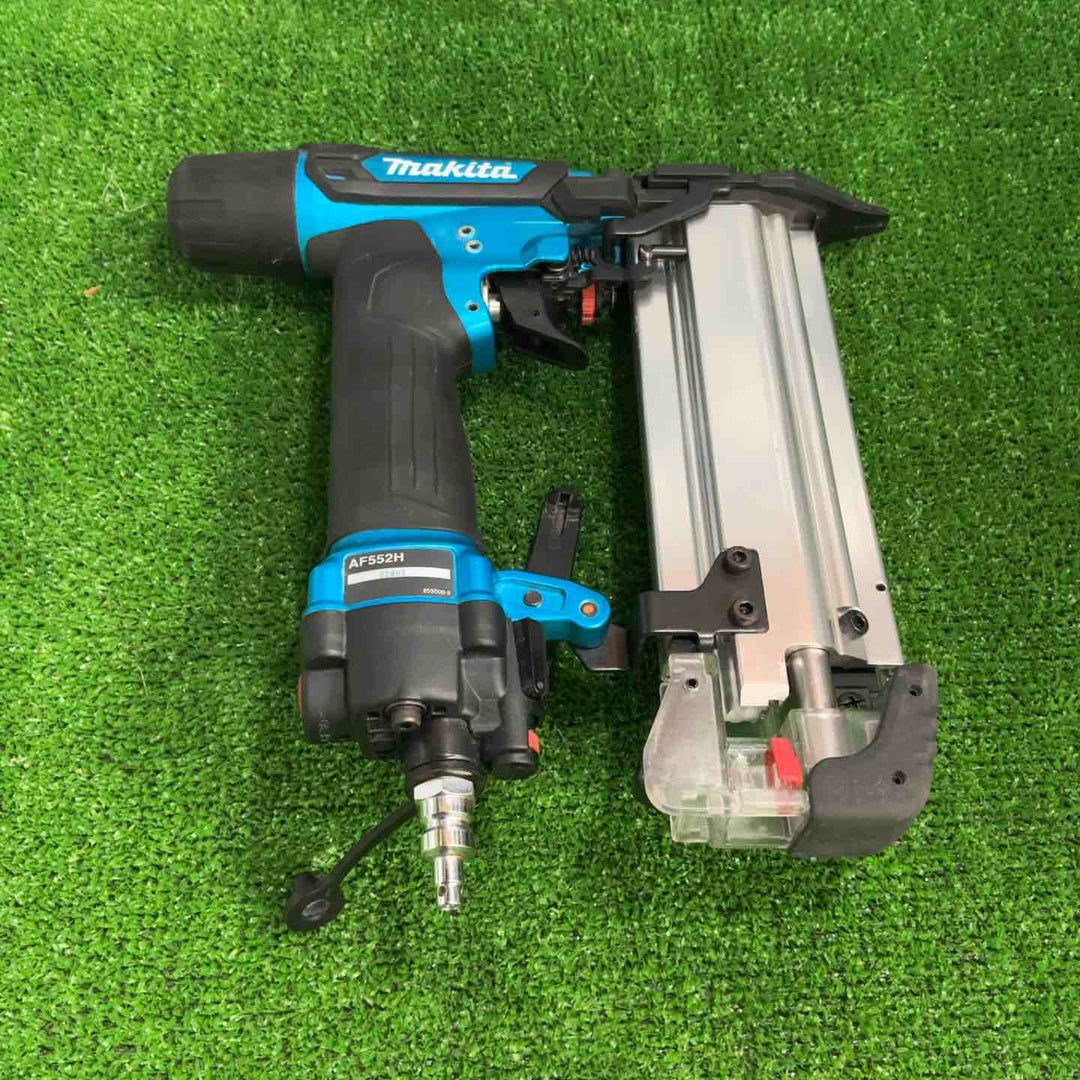 ★マキタ(makita) 高圧フィニッシュネイラ AF552HM【草加店】