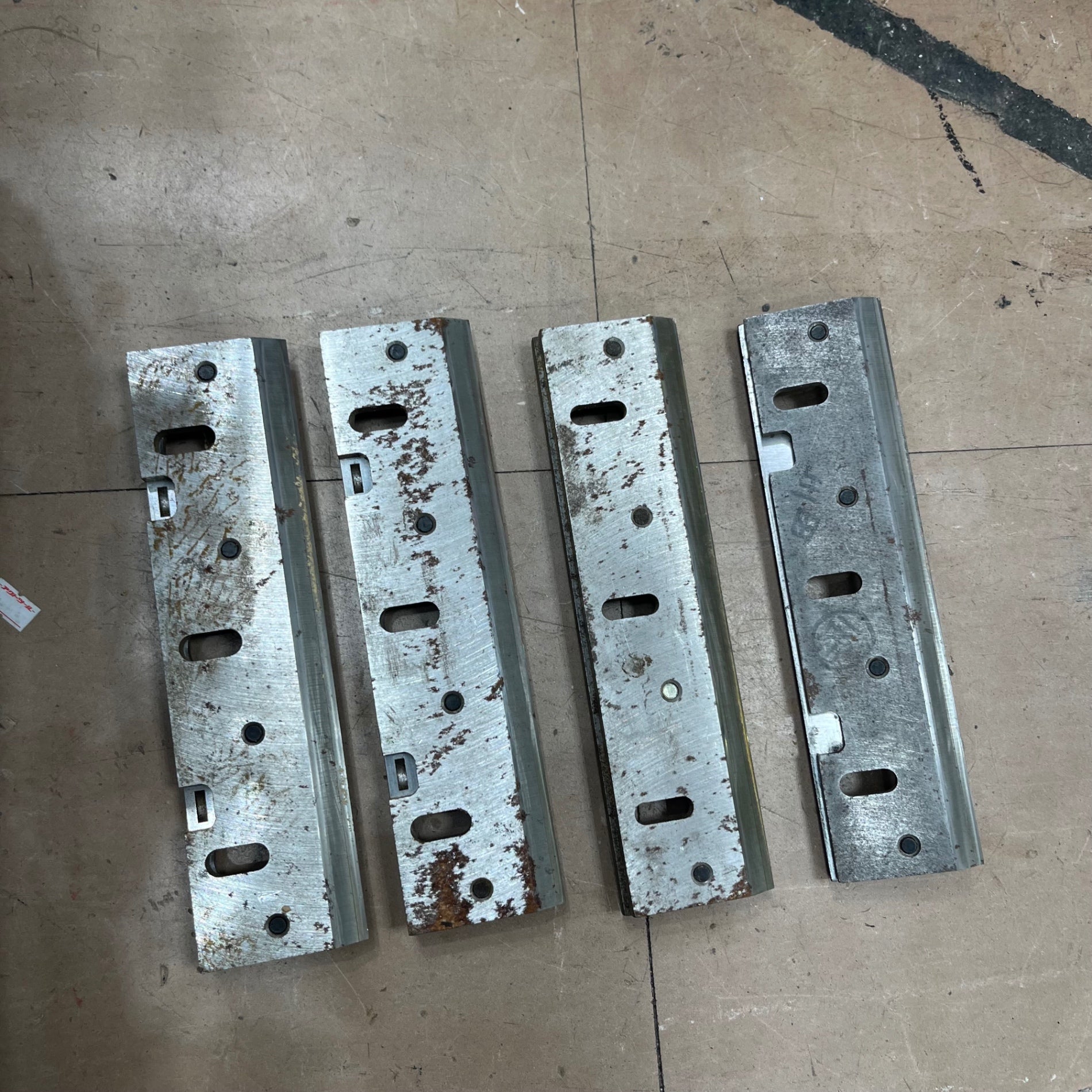 マキタ超仕上げ LP2523