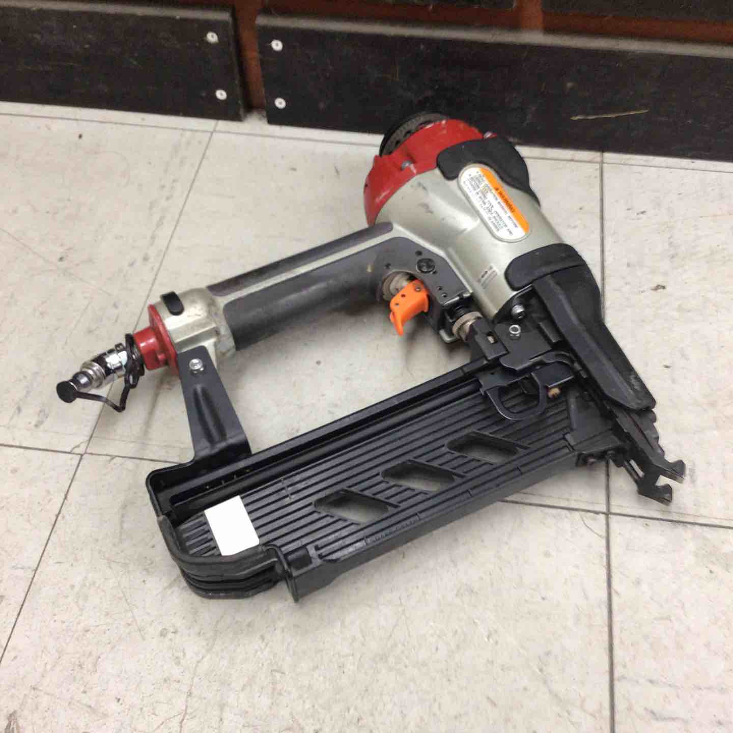 現状品】 マックス/MAX 常圧フロアタッカー TA-557A/957Tフロア 【鴻巣