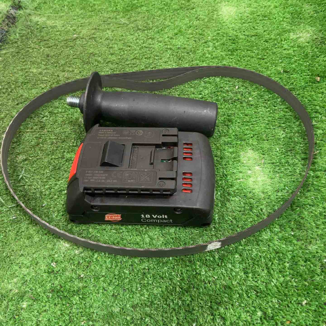 ◇ボッシュ(BOSCH) 18Vバッテリーバンドソー〔GCB18V-LI〕ケース、バッテリー1.3Ah、替刃付き【草加店】