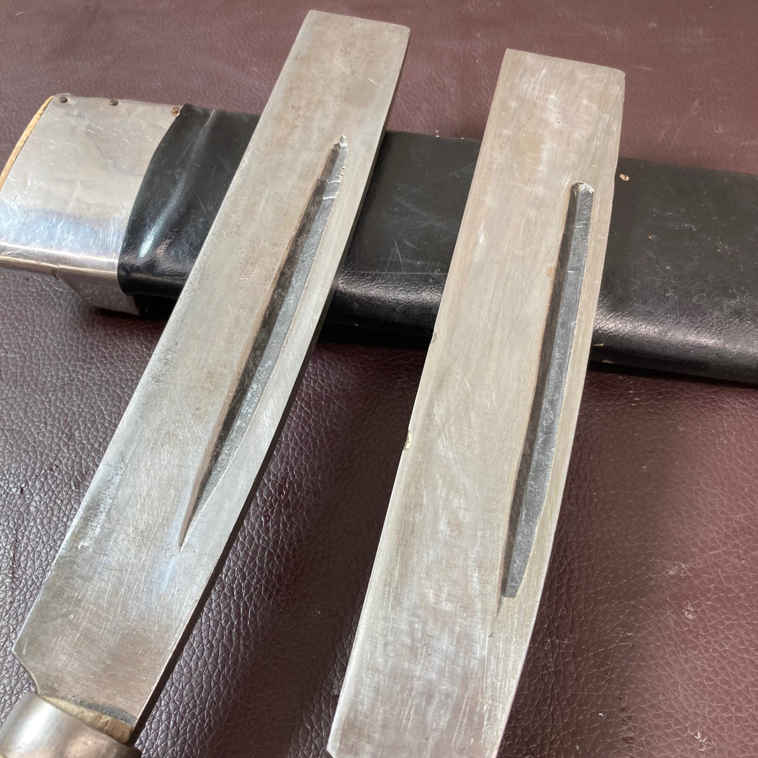 【中古品】 沼田 手打 鉈(ナタ) 2本まとめ 鑿 鉋 サバイバル 【東大和店】