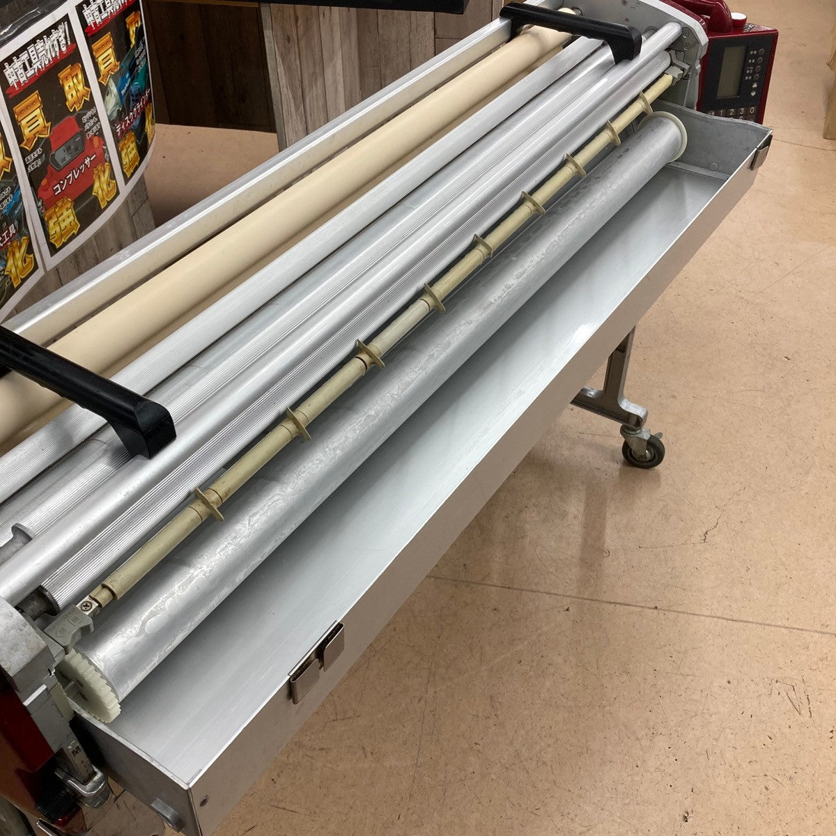 中古品】ヤヨイ COATAX継 糊付け機 100V 通電確認のみ 22~50mmまでの