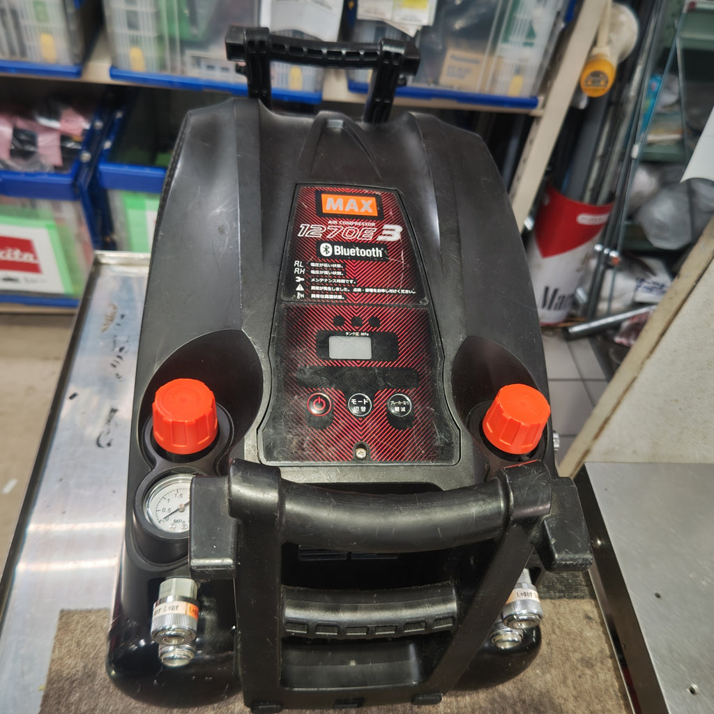 マックス/MAX エアコンプレッサー AK-HH1270E3_ブラック【町田店 
