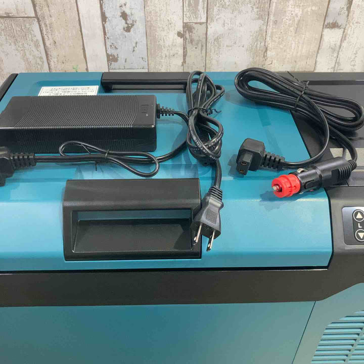 ★マキタ(makita) 40Vmax対応コードレス冷温庫 CW006GZ(本体のみ)【町田店】