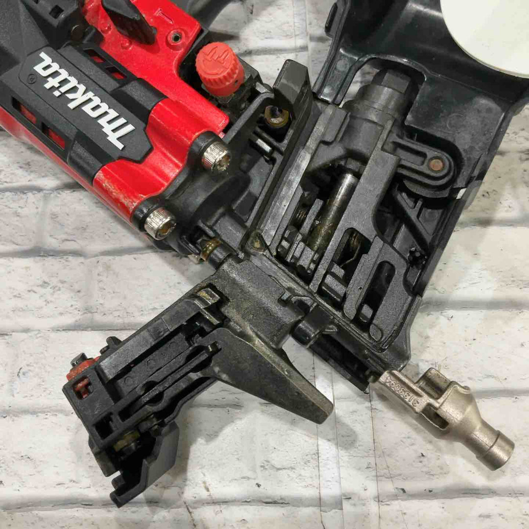 ★マキタ(makita) 高圧エア釘打ち機 AN514H【川口店】