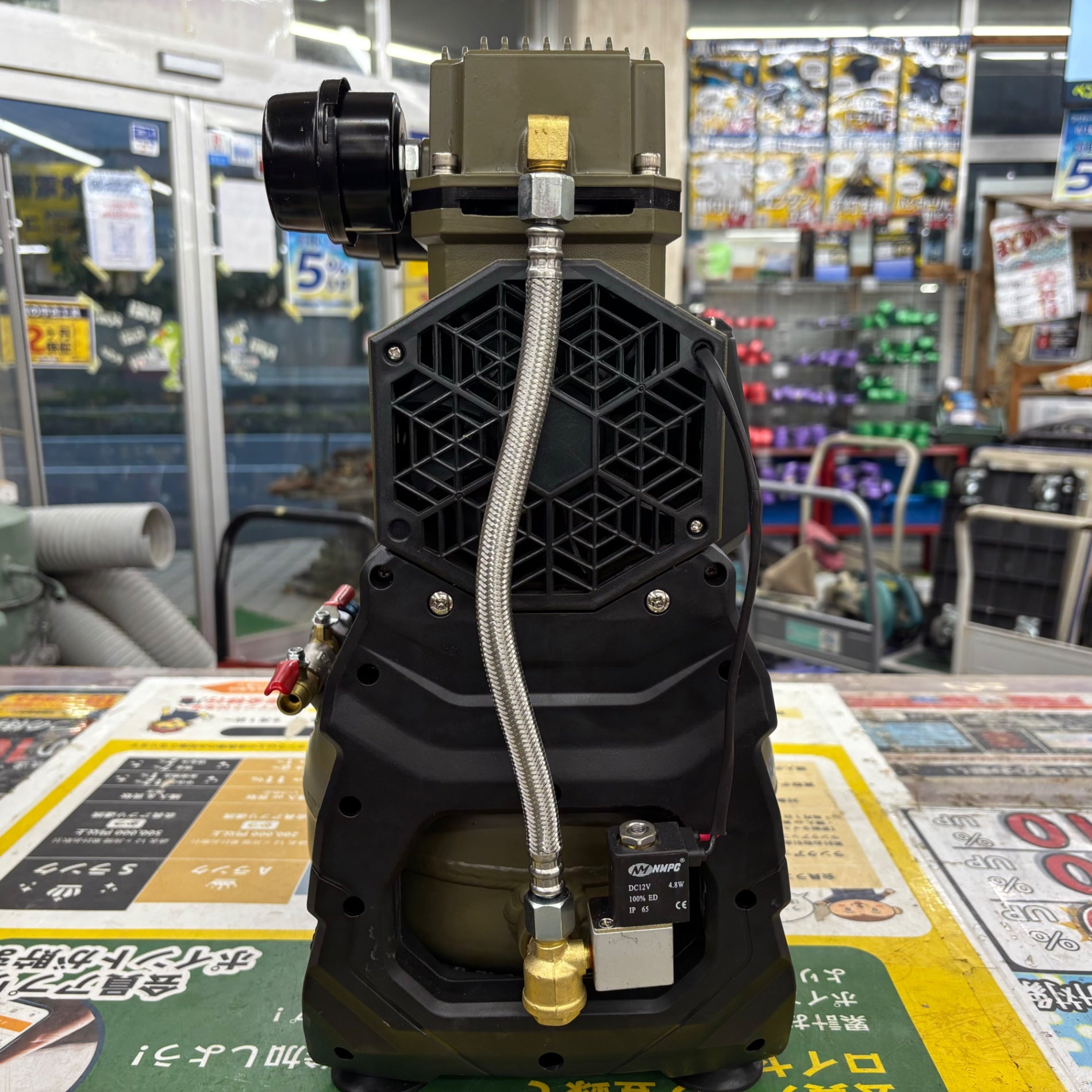 HAIGE/ハイガー エアーコンプレッサー HG-DC1090BT 100V 5L オイルレス AC電源/バッテリー両用 静音 小型【柏店】