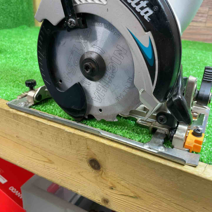 マキタ(makita) 14.4Vコードレス丸のこ SS540DZW【桶川店】