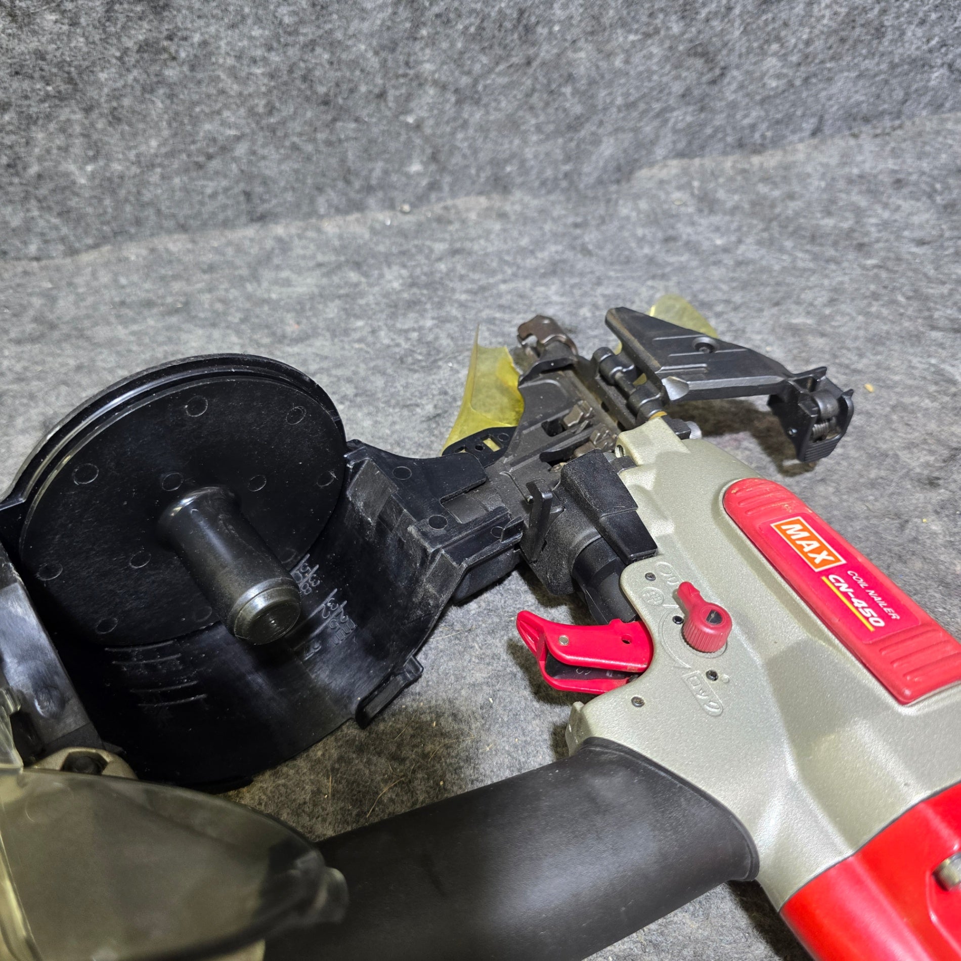 中古品】マックス(MAX) 常圧エア釘打ち機 CN-450【桶川店】 – アクト