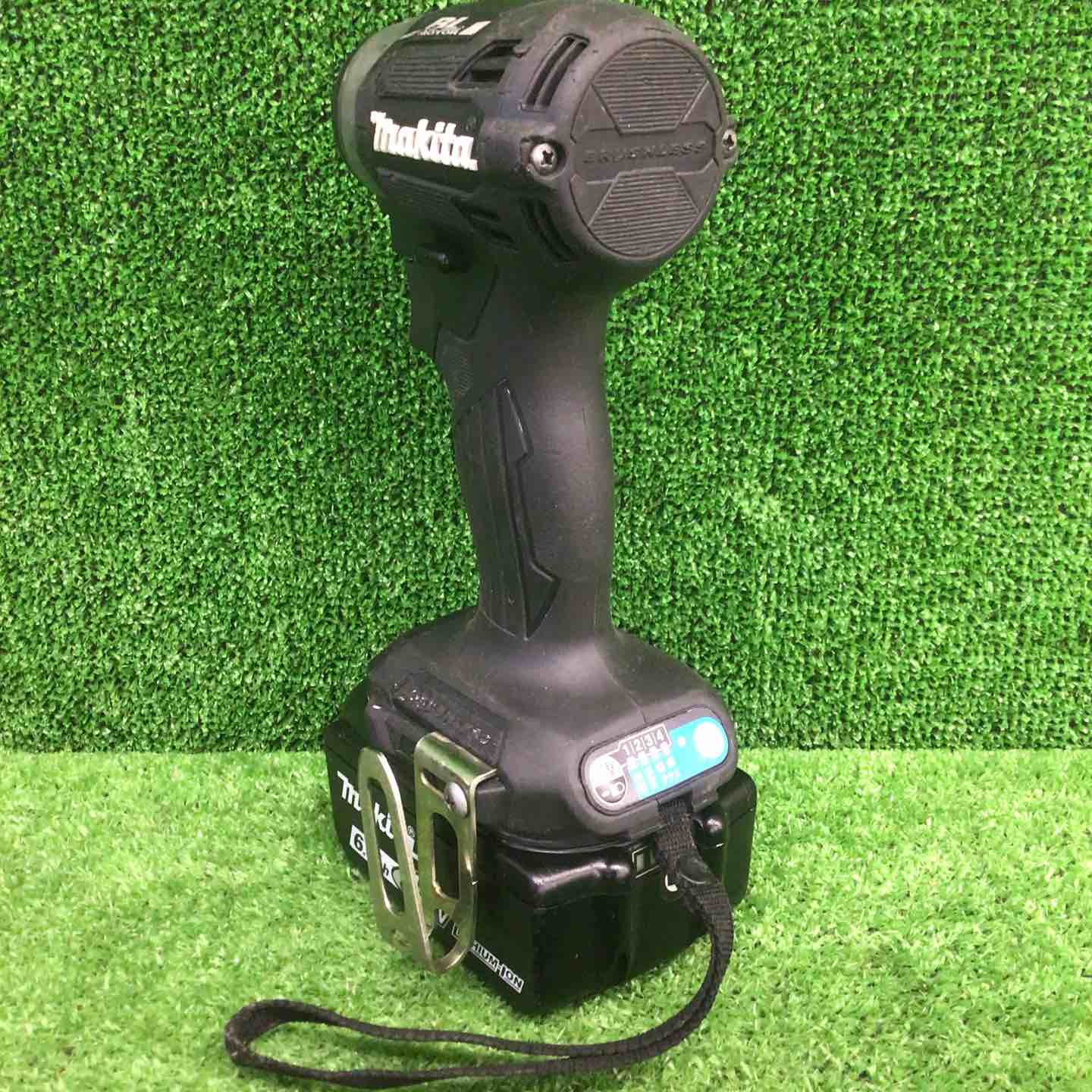 中古品】 マキタ/makita コードレスインパクトドライバー TD173DRGXB