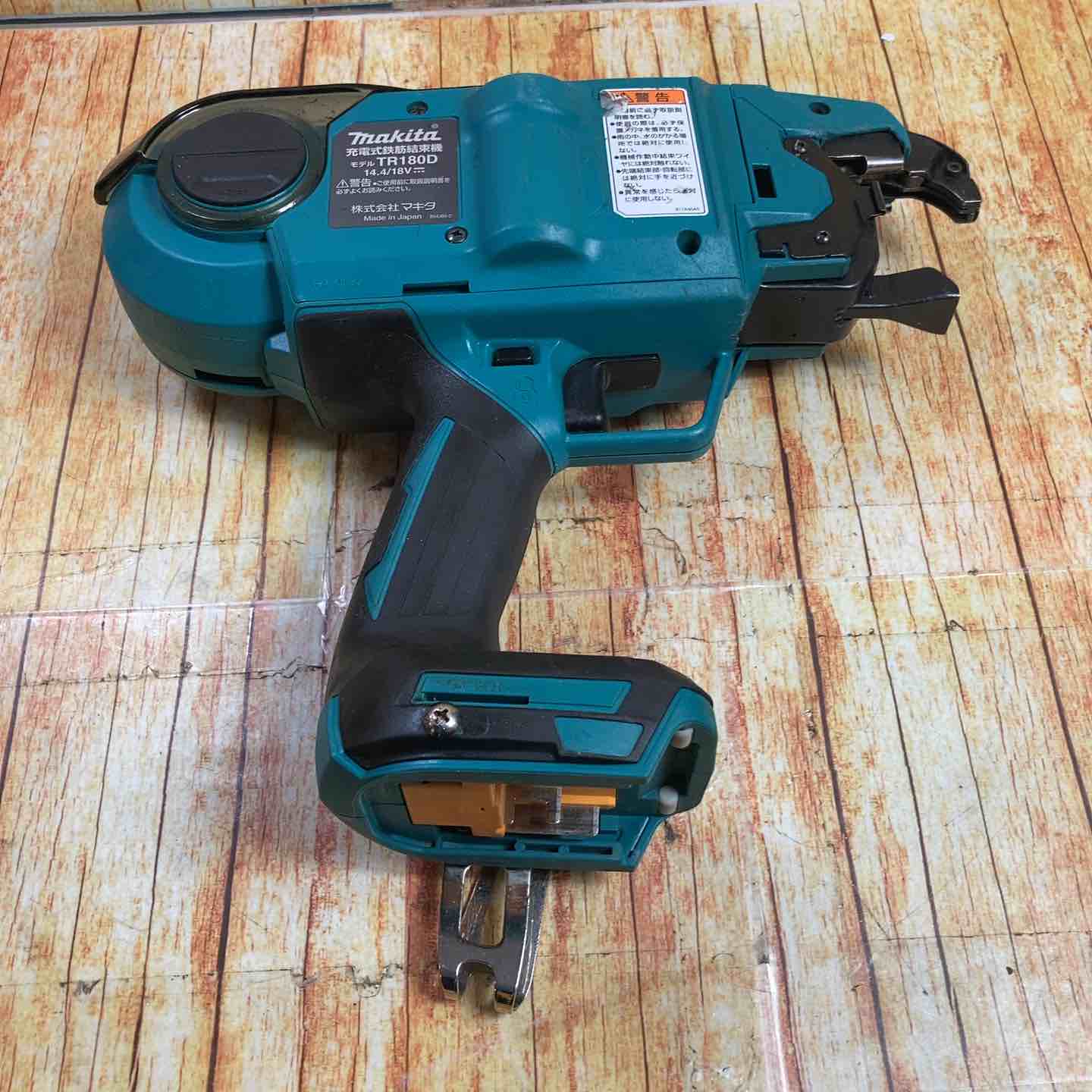 マキタ(makita) コードレス鉄筋結束機 リバータイア TR180DZK【川崎店