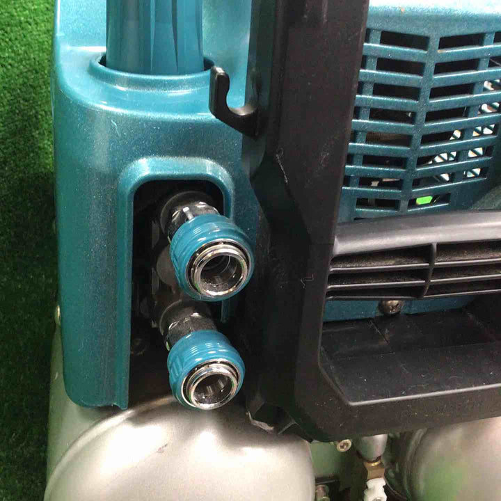 ★マキタ(makita) エアコンプレッサー AC500XL【川崎店】