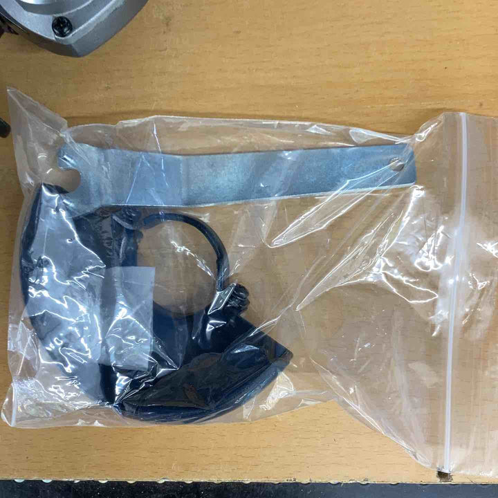◇HiKOKI(ハイコーキ) ブレーキ付き電子ディスクグラインダG10BYEQ2 ※未使用品箱無し 汚れ多少あり【越谷店】