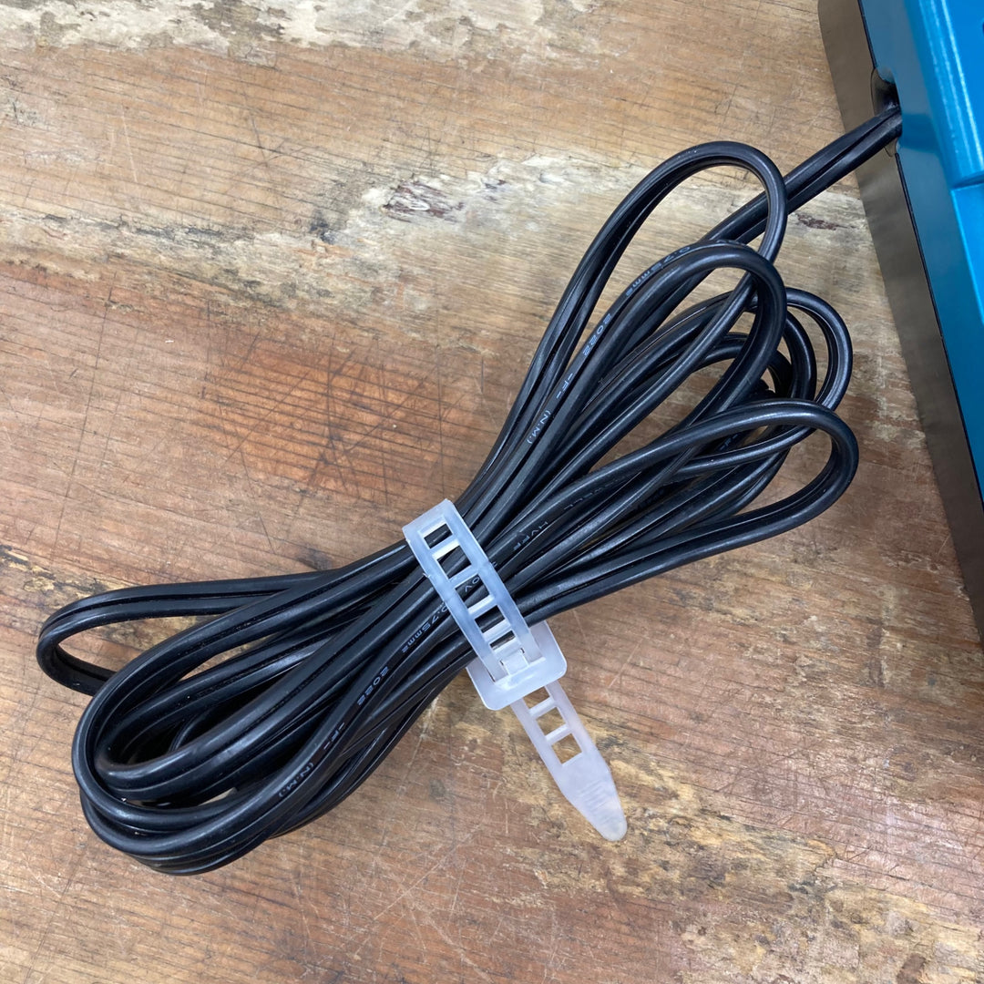 ★マキタ(makita) 40Vmax急速充電器 DC40RA【柏店】