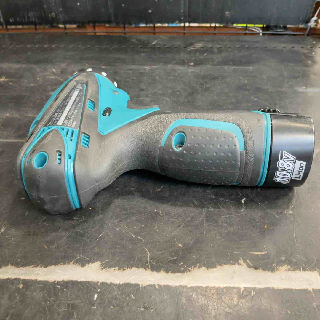 ☆マキタ(makita) コードレスドリルドライバー DF330DWX【草加店】