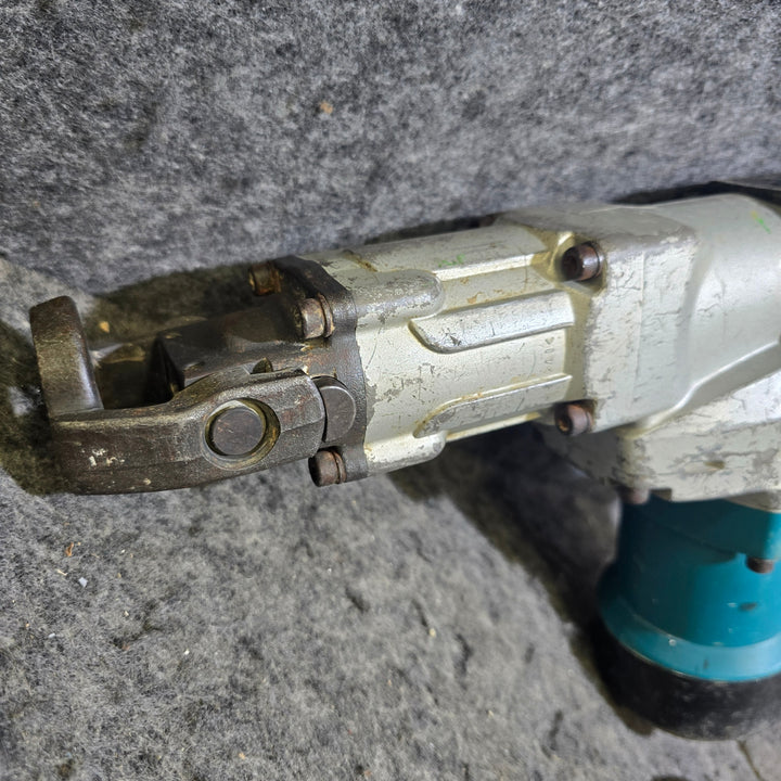 【中古品】マキタ(makita) ハンマドリル HR4030C【桶川店】