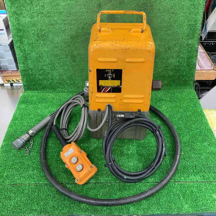 ◇泉精器(IZUMI) 電動リモコン式油圧ポンプ R14E-F【川崎店】
