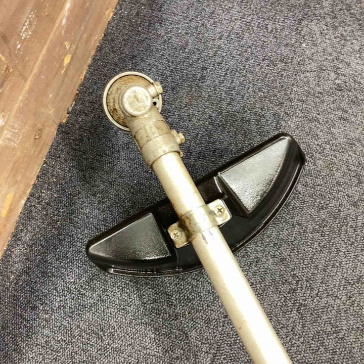 【店頭受取り限定】丸山(MARUYAMA)エンジン刈払機 NBC205 2サイクル 草刈機【柏店】