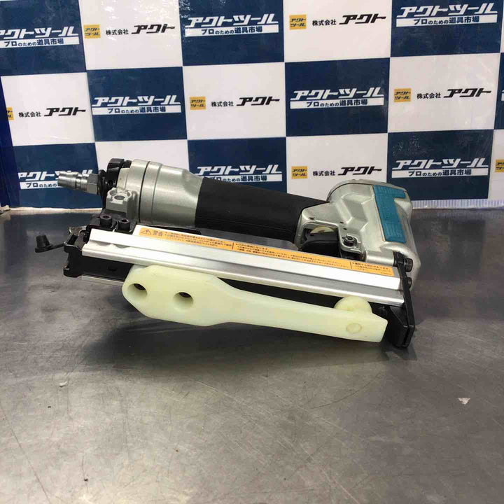 ◇マキタ(makita) 常圧エアタッカ 10mm AT1025AK【草加店】