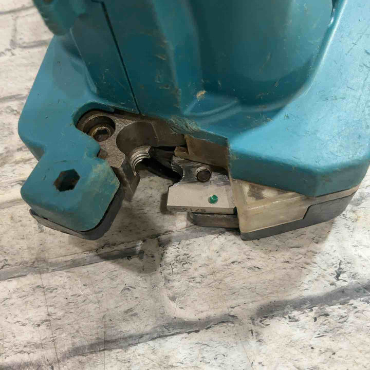 ★マキタ(makita) コードレス全ネジカッター SC102DRGX 14.4V/18V 動作確認済み【川口店】