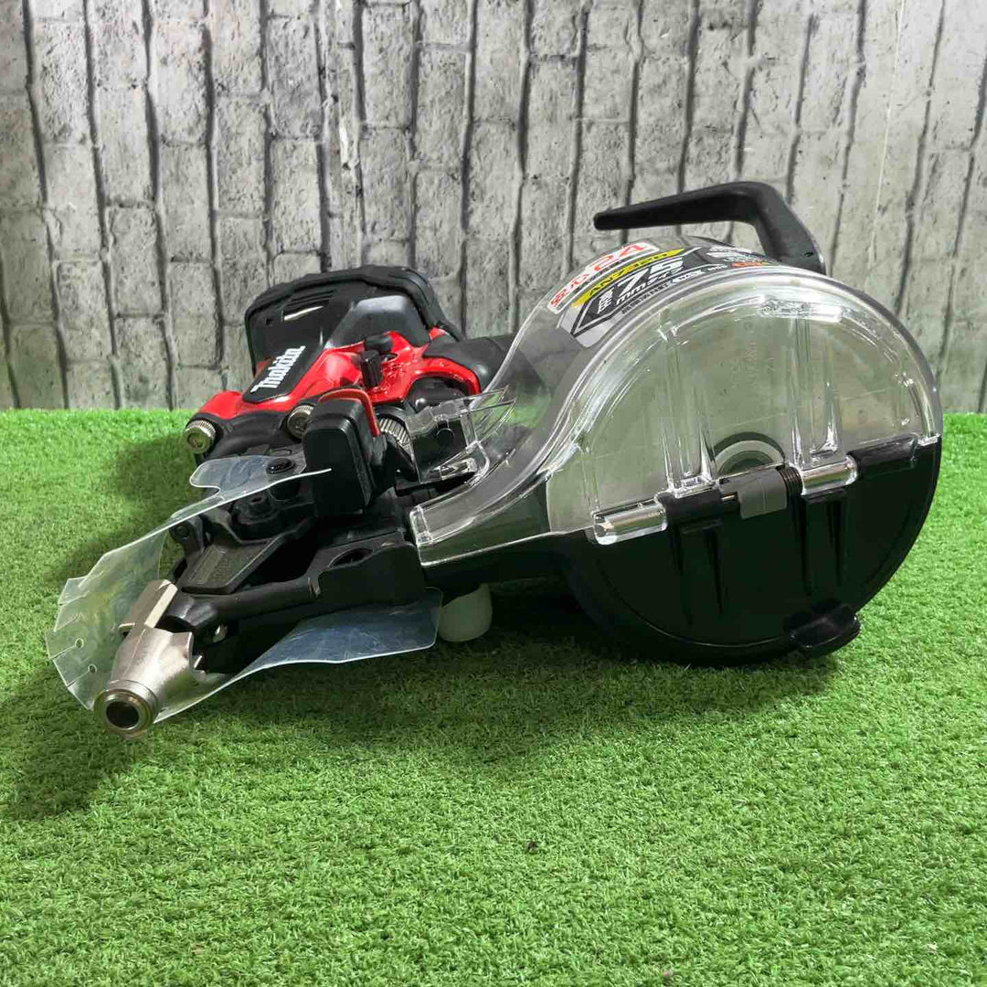 ★マキタ(makita) 高圧エア釘打ち機 AN732H 動作確認済【川口店】