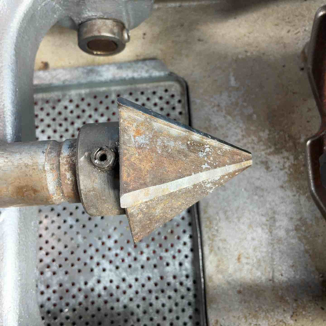 【店頭受取り限定】◇レッキス(REX) ねじ切り機 N50A3 N50AIII ◎1/2～3/4 ・ 1～2のダイヘッド2個付き 動作確認済み！【岩槻店】