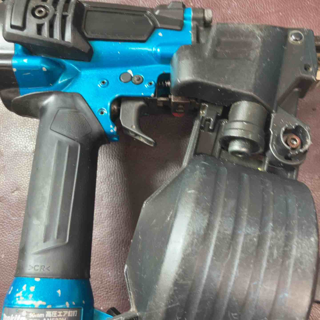 【中古品】 マキタ(makita) 高圧エア釘打ち機 AN532HM 【東大和店】