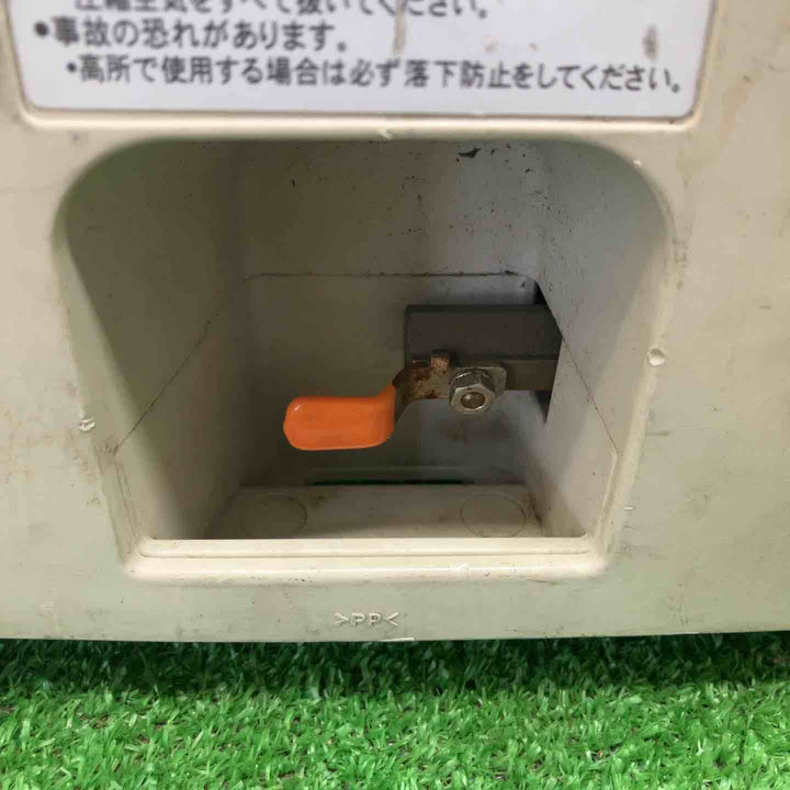 マキタ(makita) エアコンプレッサー AC700【川越店】