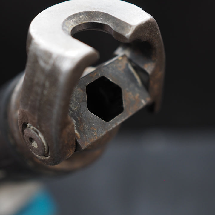 【中古品】マキタ/makita 電動ハンマ HM0810【鴻巣店】