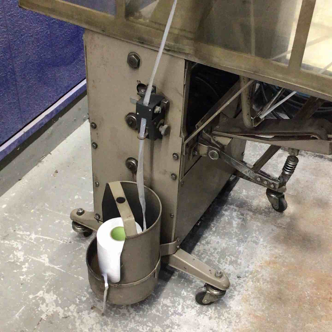 【中古品／店頭受取り限定】山田機械 TOM　自動紐掛機 T-60型【八潮店】