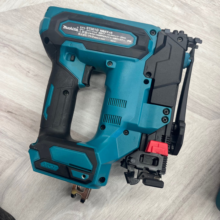 ★マキタ(makita) コードレスタッカー ST001GZK【越谷店】