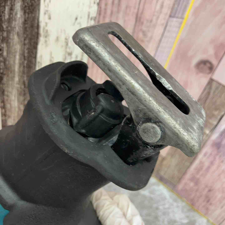 ★マキタ(makita) コードレスレシプロソー JR188DZK【八潮店】