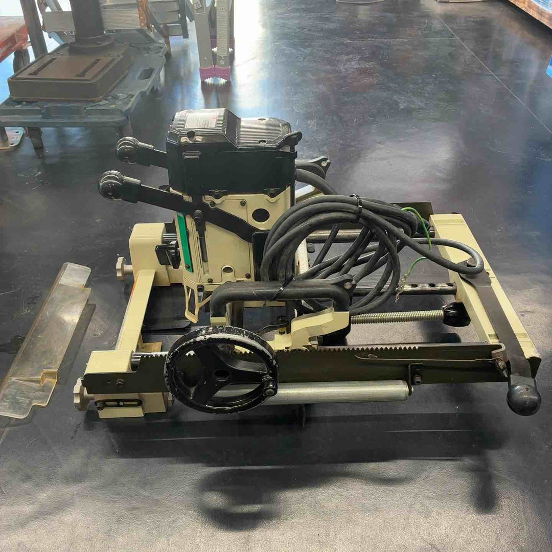 マキタ(makita) 大入レルーター 2517N【藤沢店】