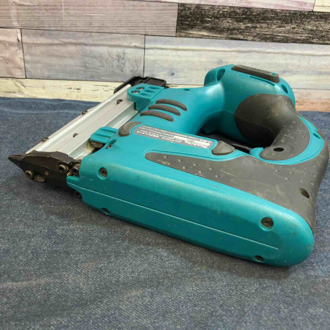 ◇マキタ(makita) コードレスピンタッカ PT351DZK【八潮店】