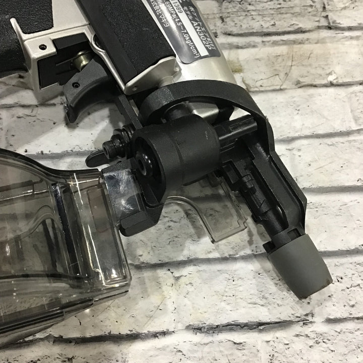 ☆マキタ(makita) 常圧釘打ち機 AN302P【川口店】