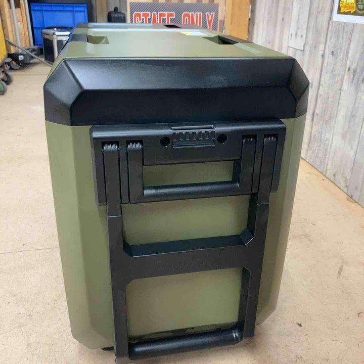 【中古美品/店頭受取り限定】マキタ(makita) コードレス冷温庫 CW004GZO【東大和店】