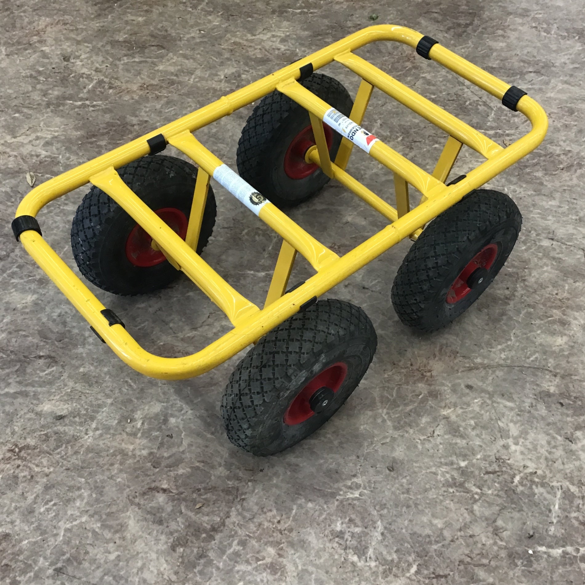 〇ラベンド(RAVENDO) 4輪プレート台車TD300－4W長尺運搬車【所沢店