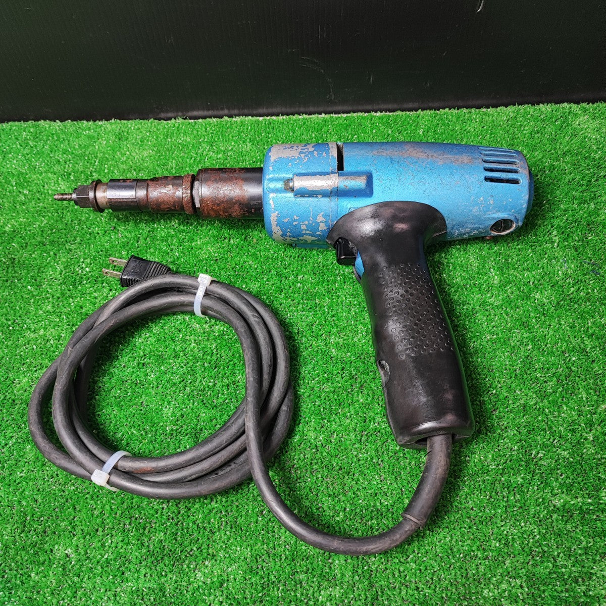 【中古品】 ロブスター 電気ナッター EN-510 【藤沢店】 電気ナッター ロブスター EN-510【岩槻店】 – アクトツールオンライン