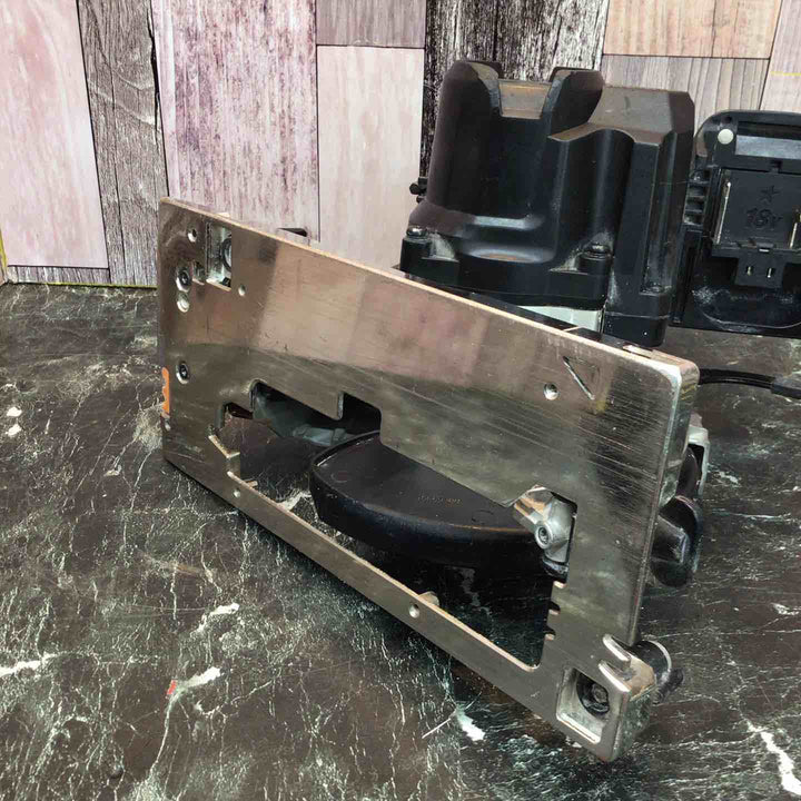 ★マキタ(makita) コードレス丸のこ HS631DZB【八潮店】