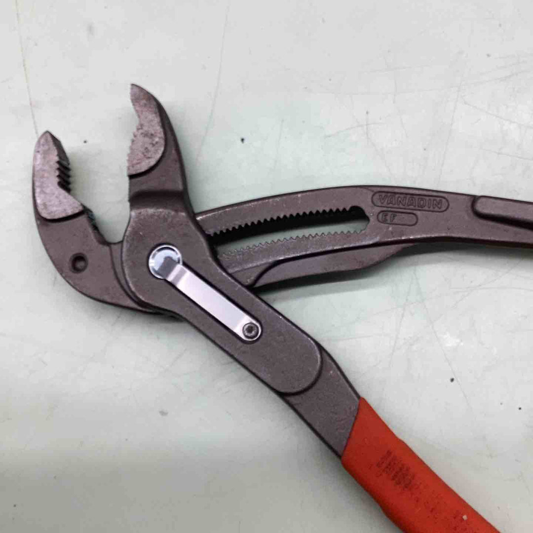 KNIPEX ウォーターポンププライヤー コブラ 300mm 8701300【越谷店】