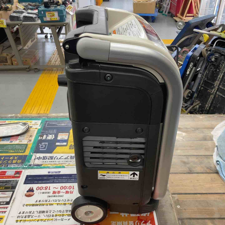 ★ホンダ(HONDA) インバーター発電機 エネポ EU9iGB　LPG使用、本体のみ【戸田店】