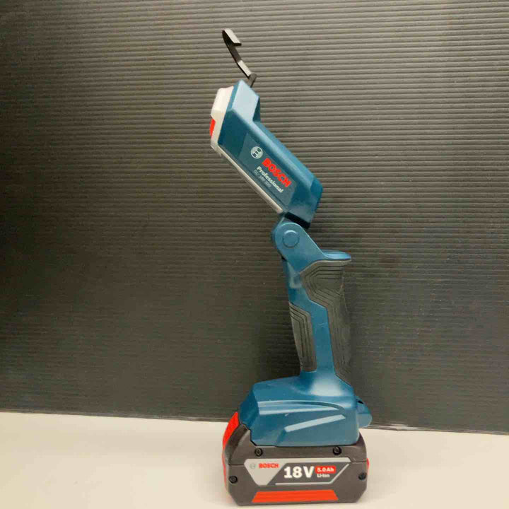 【美品】【215】BOSCH (ボッシュ) GLI 18V-300 Professional プロフェッショナル ランタン バッテリー1個付属